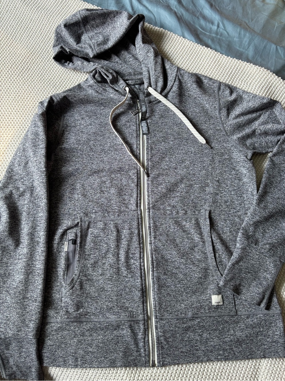 Vuori women’s heathered gray Full-Zip Hooded Sweatshirt. Size medium